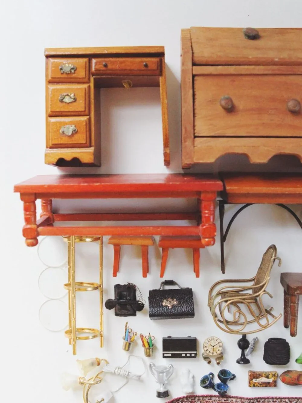 Vintage Dollhouse Miniature Furniture Collection Accessories Lot Mid Century - Picture 6 of 8